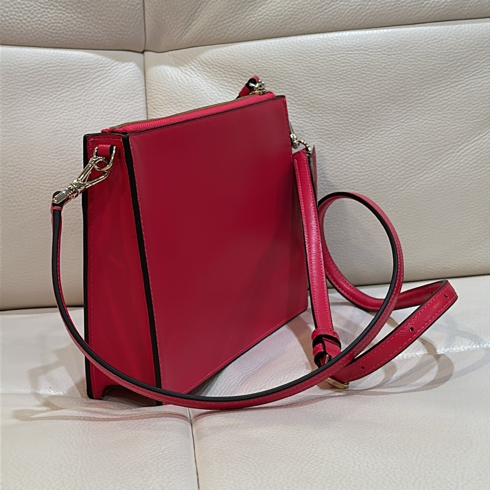 Kate Spade New York Cameron Zip Crossbody Bag Silver Hardware - Picture 6 of 13